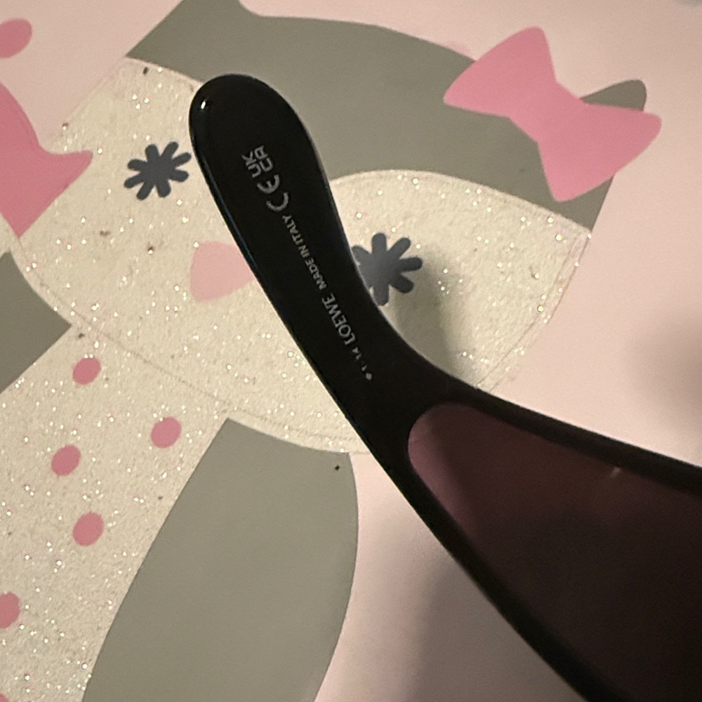 Loewe Shield Frame Sunglasses - image 4